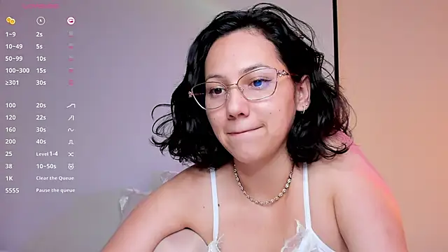 Snapshot of Anyi_1 chatting on 07/05/26, 04:19 Anyi 1 online show from 07/05/26, 04:19