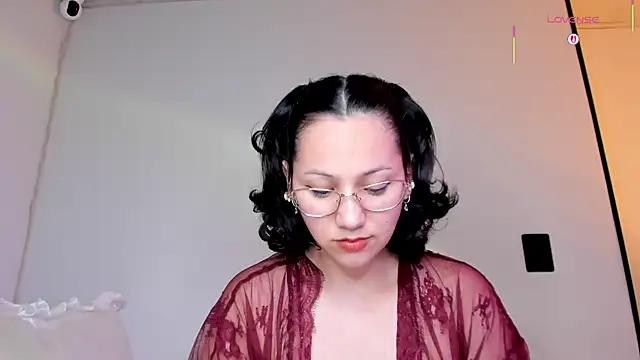 Snapshot of Anyi_1 chatting on 07/17/26, 02:51 Anyi 1 online show from 07/17/26, 02:51