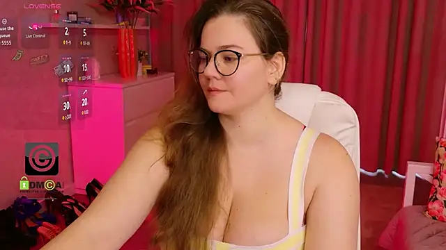 KellyKleine online show from 04/01/26, 08:04