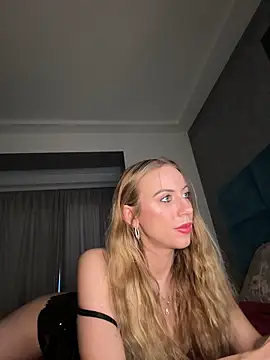 Snapshot of RockQueen_A chatting on 01/21/25, 05:49 RockQueen A online show from 01/21/25, 05:49