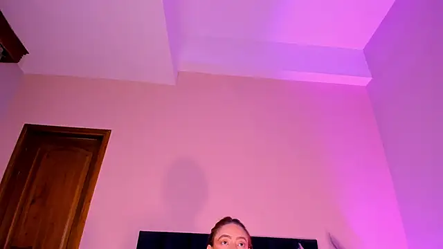 JupiteFox online show from 03/10/26, 01:10