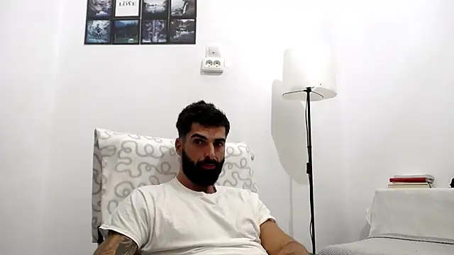 Verycutex online show from 10/30/25, 07:03