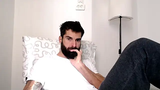 Verycutex online show from 11/17/25, 09:15