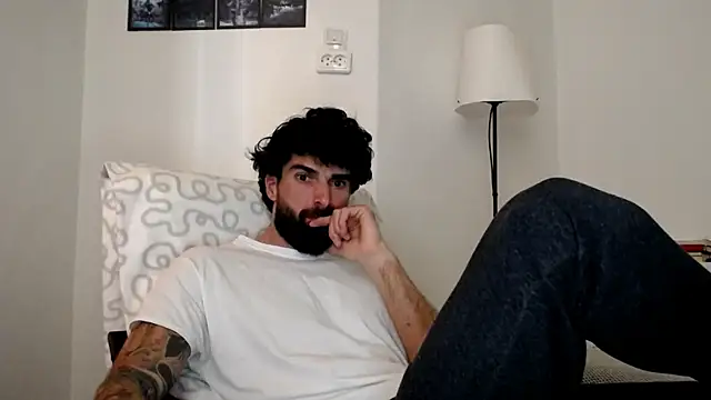 Verycutex online show from 04/23/26, 12:29