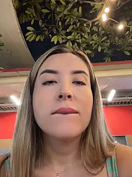 Snapshot of Alexa_seexy1 chatting on 02/12/25, 11:51 Alexa seexy1 online show from 02/12/25, 11:51