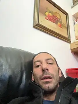 Snapshot of coppiaMeMisstress chatting on 11/28/25, 03:31 coppiaMeMisstress online show from 11/28/25, 03:31