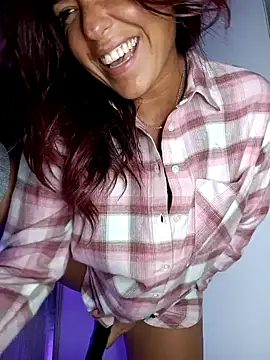 Snapshot of allyson22andy chatting on 12/06/24, 07:12 allyson22andy online show from 12/06/24, 07:12