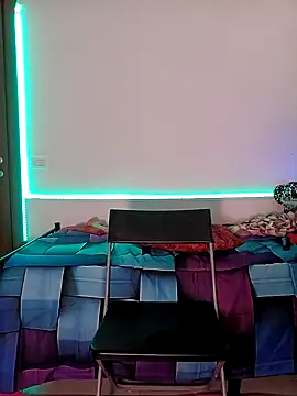 Snapshot of allyson22andy chatting on 01/25/25, 09:35 allyson22andy online show from 01/25/25, 09:35