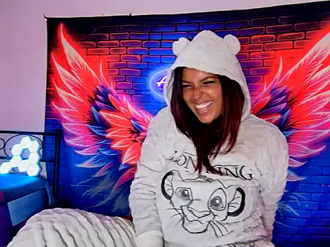 Snapshot of allyson22andy chatting on 02/21/25, 09:43 allyson22andy online show from 02/21/25, 09:43