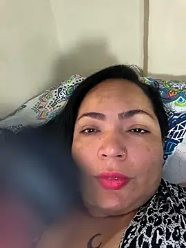 NIKOLE1301 online show from 10/25/25, 05:40