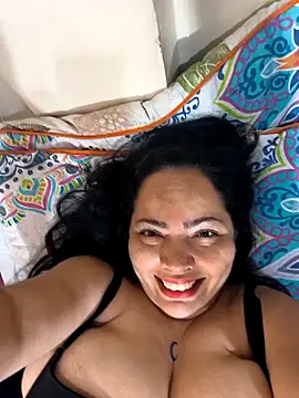 NIKOLE1301 online show from 11/04/25, 02:38