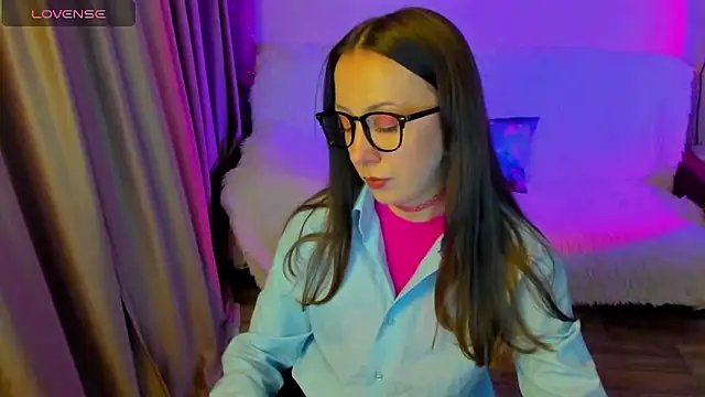 CurlySteph online show from 01/07/26, 06:21