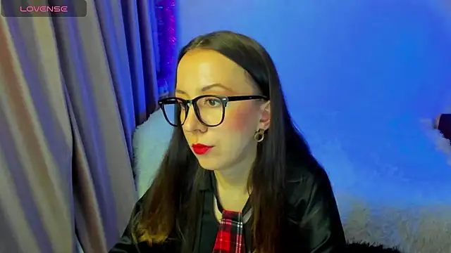 CurlySteph online show from 01/17/26, 05:49