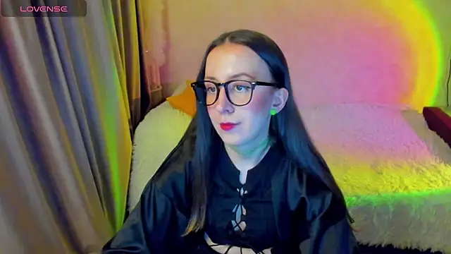 CurlySteph online show from 03/28/26, 06:18