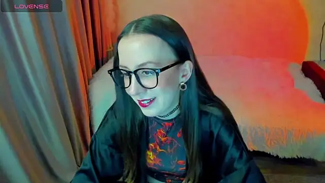 CurlySteph online show from 03/29/26, 06:30