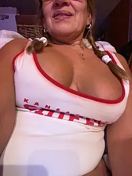 camelia3 online show from 03/08/25, 10:02