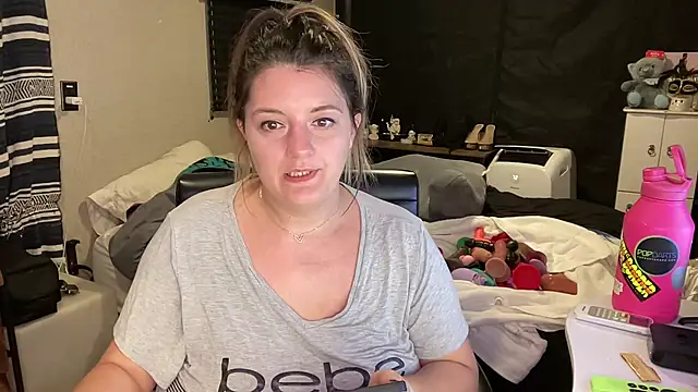 magicsparkles online show from 02/17/26, 01:35