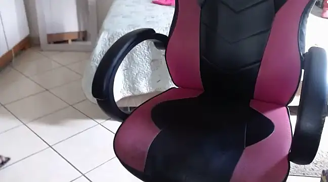 bustycarly online show from 02/23/25, 05:50