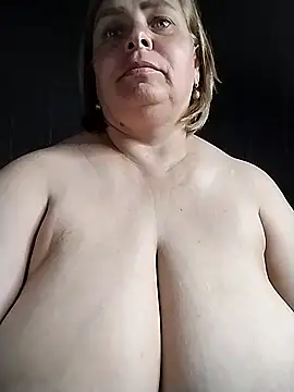 EvaCristal online show from 04/21/26, 10:12