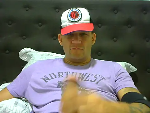 altenori112 online show from 02/17/25, 06:31