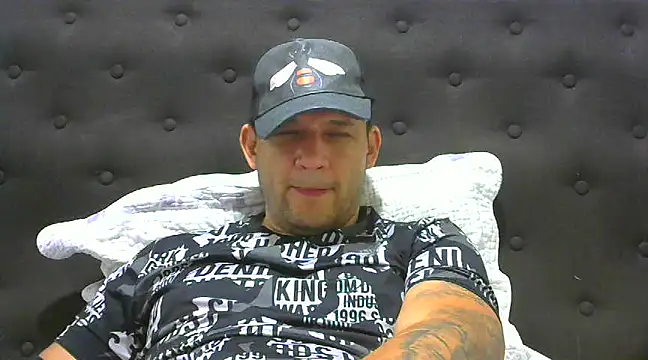 altenori112 online show from 02/22/25, 04:29