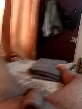 Snapshot of Big_hard_n_thick_Dick chatting on 10/05/25, 05:28 Big hard n thick Dick online show from 10/05/25, 05:28