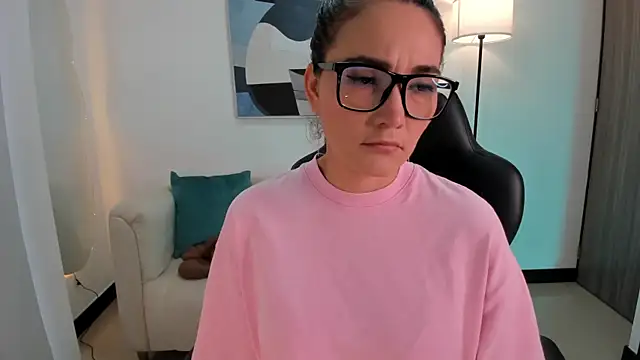 SaraParker  online show from 04/17/26, 10:24