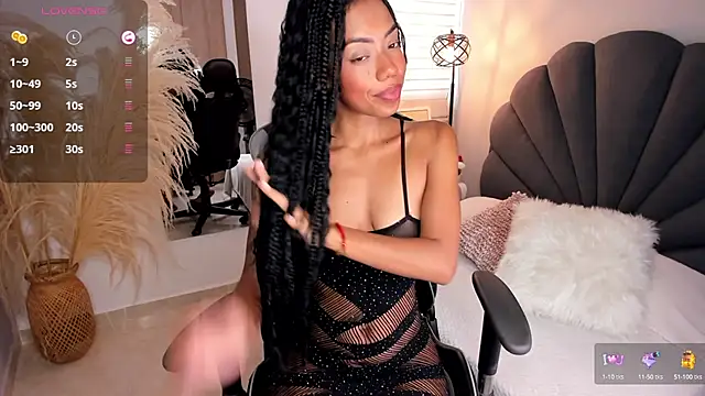 ashley 23  online show from 12/15/24, 07:21