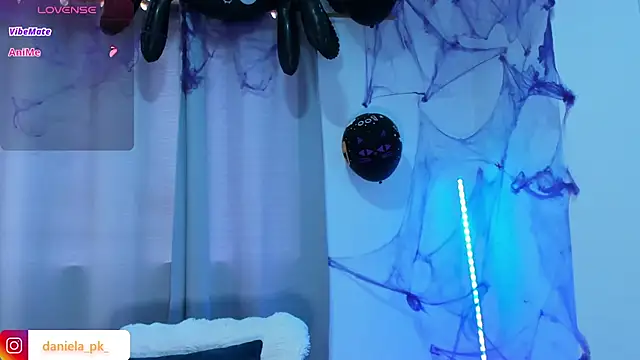 Snapshot of roxy_pk_ chatting on 10/28/25, 04:20 roxy pk online show from 10/28/25, 04:20