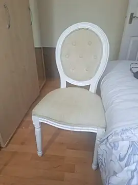 Emily English57 online show from 04/14/26, 08:31