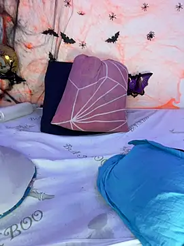 Snapshot of Violeta_Goddess chatting on 10/27/25, 08:51 Violeta Goddess online show from 10/27/25, 08:51