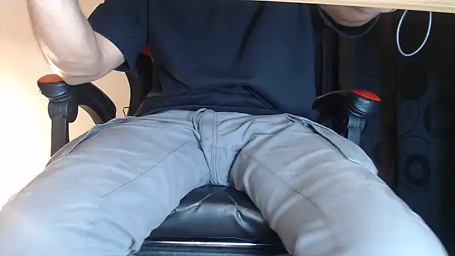 ErosFindomKing online show from 11/17/25, 02:17