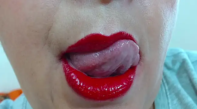 Kerly Doll online show from 02/14/25, 12:19