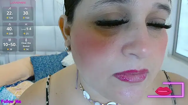 Kerly Doll online show from 11/20/25, 12:49