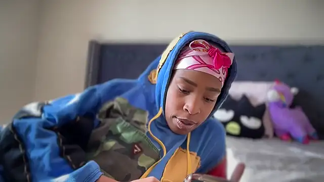 Cum2Charm online show from 11/10/25, 05:34