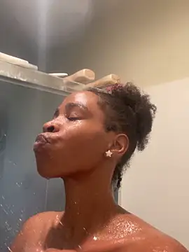 Cum2Charm online show from 04/20/26, 01:25