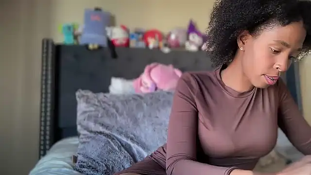 Cum2Charm online show from 04/23/26, 12:12