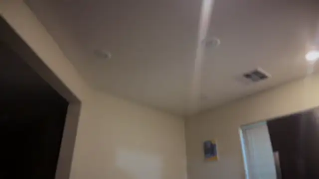 Snapshot of Cum2Charm chatting on 05/10/26, 02:17 Cum2Charm online show from 05/10/26, 02:17