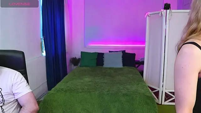 AlisaAleksandr online show from 10/10/25, 10:58