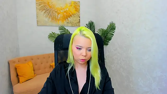 Snapshot of EnergyBunny_1 chatting on 01/22/25, 07:45 EnergyBunny 1 online show from 01/22/25, 07:45
