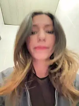  MiaQueen  online show from 02/19/25, 11:25