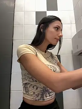  MiaQueen  online show from 09/26/25, 09:52