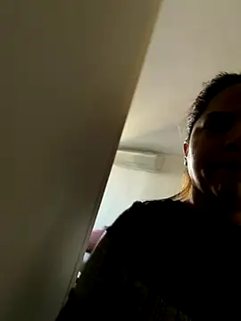 Snapshot of nurse_becky chatting on 11/11/25, 02:28 nurse becky online show from 11/11/25, 02:28