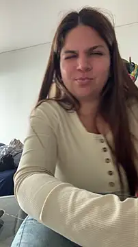 Snapshot of nurse_becky chatting on 05/29/26, 03:43 nurse becky online show from 05/29/26, 03:43