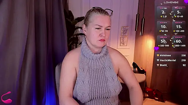 YolandaKiss online show from 03/18/25, 02:36