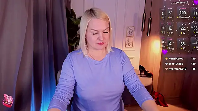 YolandaKiss online show from 03/23/25, 08:37