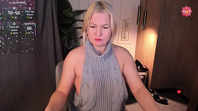 YolandaKiss online show from 01/09/26, 08:21