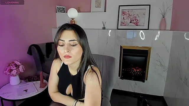 KylieMellow online show from 02/04/25, 08:24