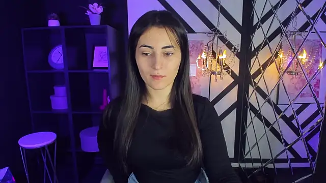 KylieMellow online show from 03/11/25, 05:38