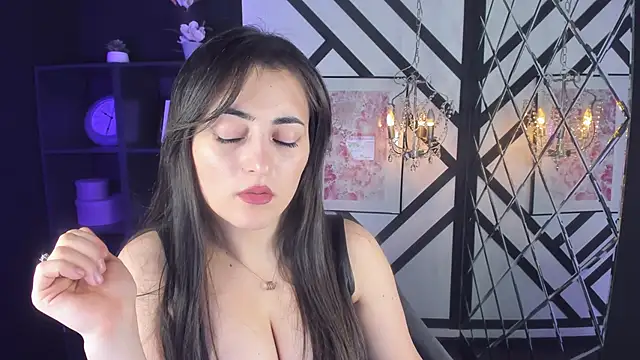 KylieMellow online show from 03/12/25, 12:26